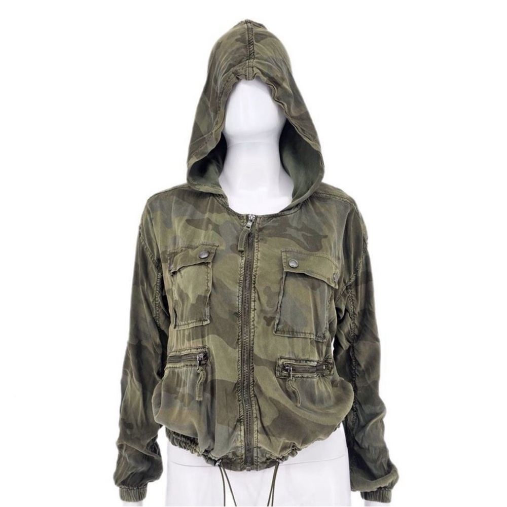 Anthropologie Marrakech Hera Cupro Hoodie Camo Jacket Medium size small